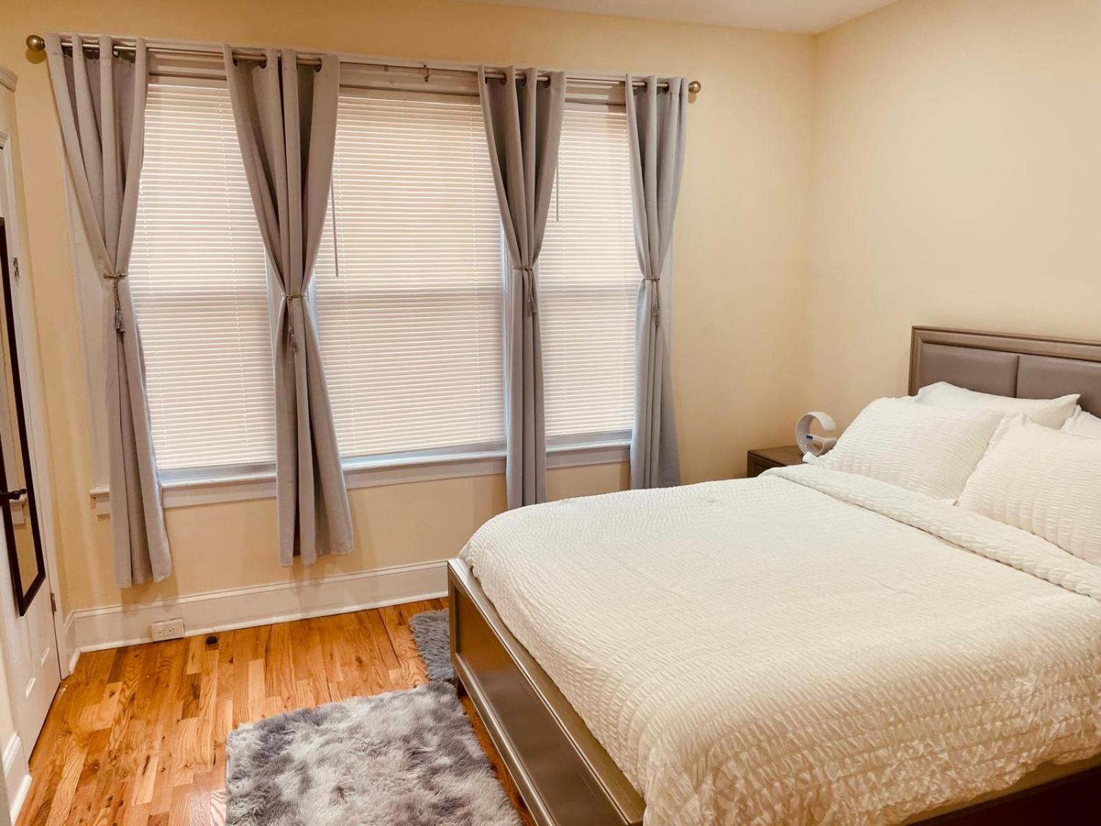 Ferienwohnung Ooohlala! 2 Beds And 2 Full Baths W/Free Parking Newark Exterior foto