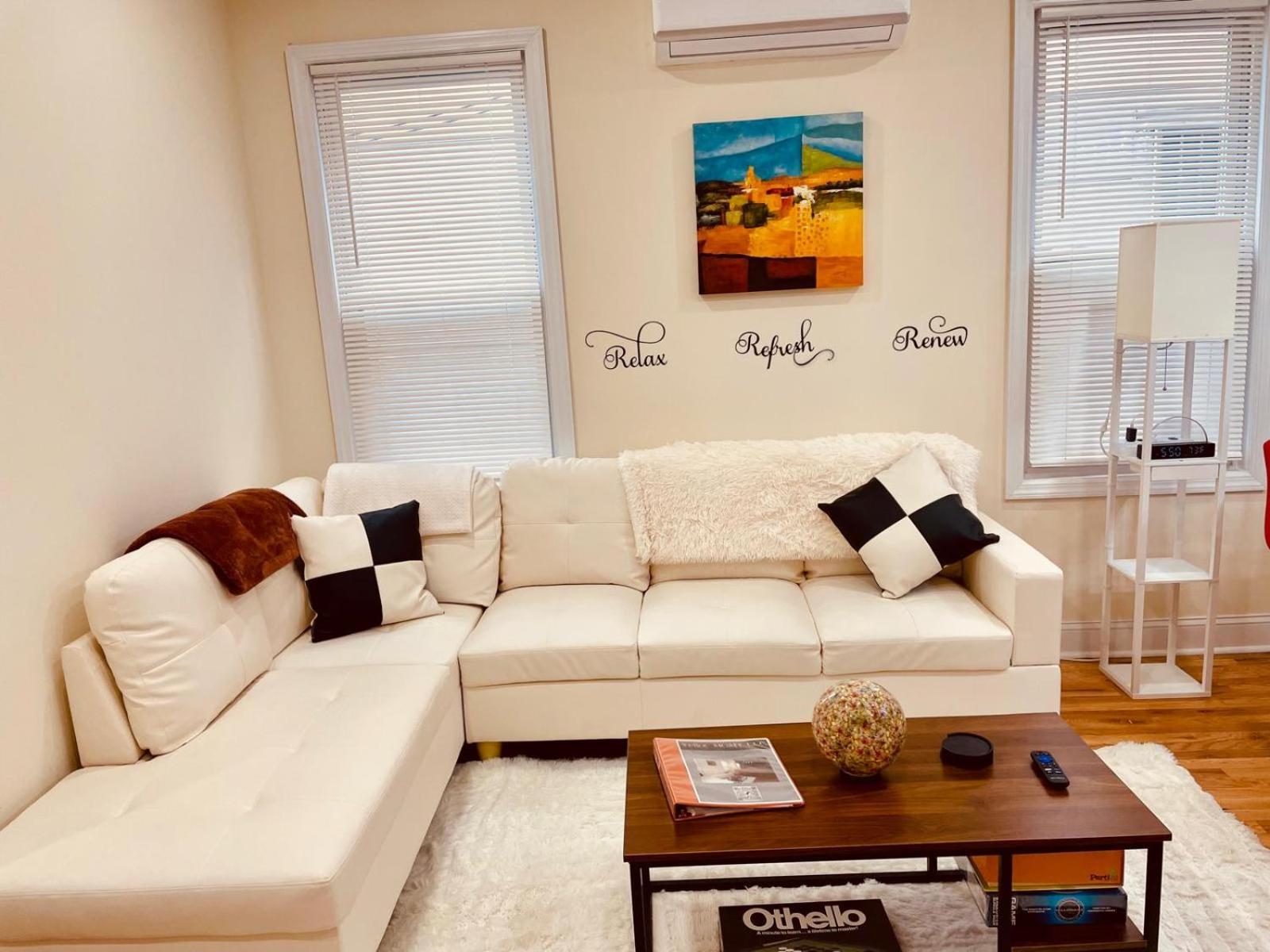 Ferienwohnung Ooohlala! 2 Beds And 2 Full Baths W/Free Parking Newark Exterior foto