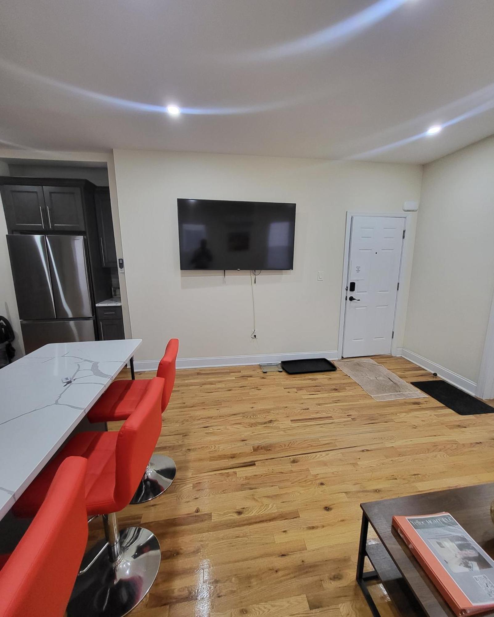 Ferienwohnung Ooohlala! 2 Beds And 2 Full Baths W/Free Parking Newark Exterior foto