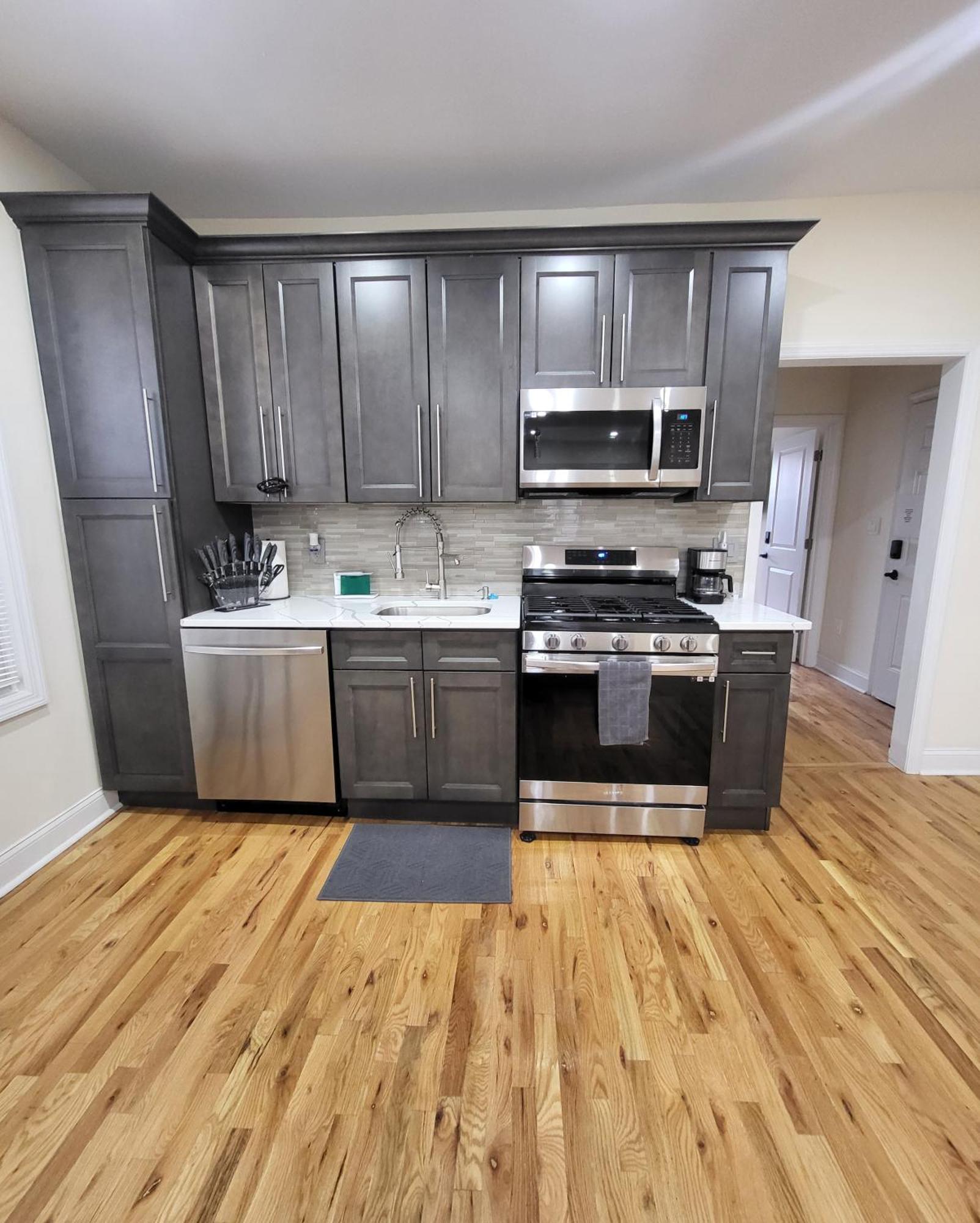 Ferienwohnung Ooohlala! 2 Beds And 2 Full Baths W/Free Parking Newark Exterior foto