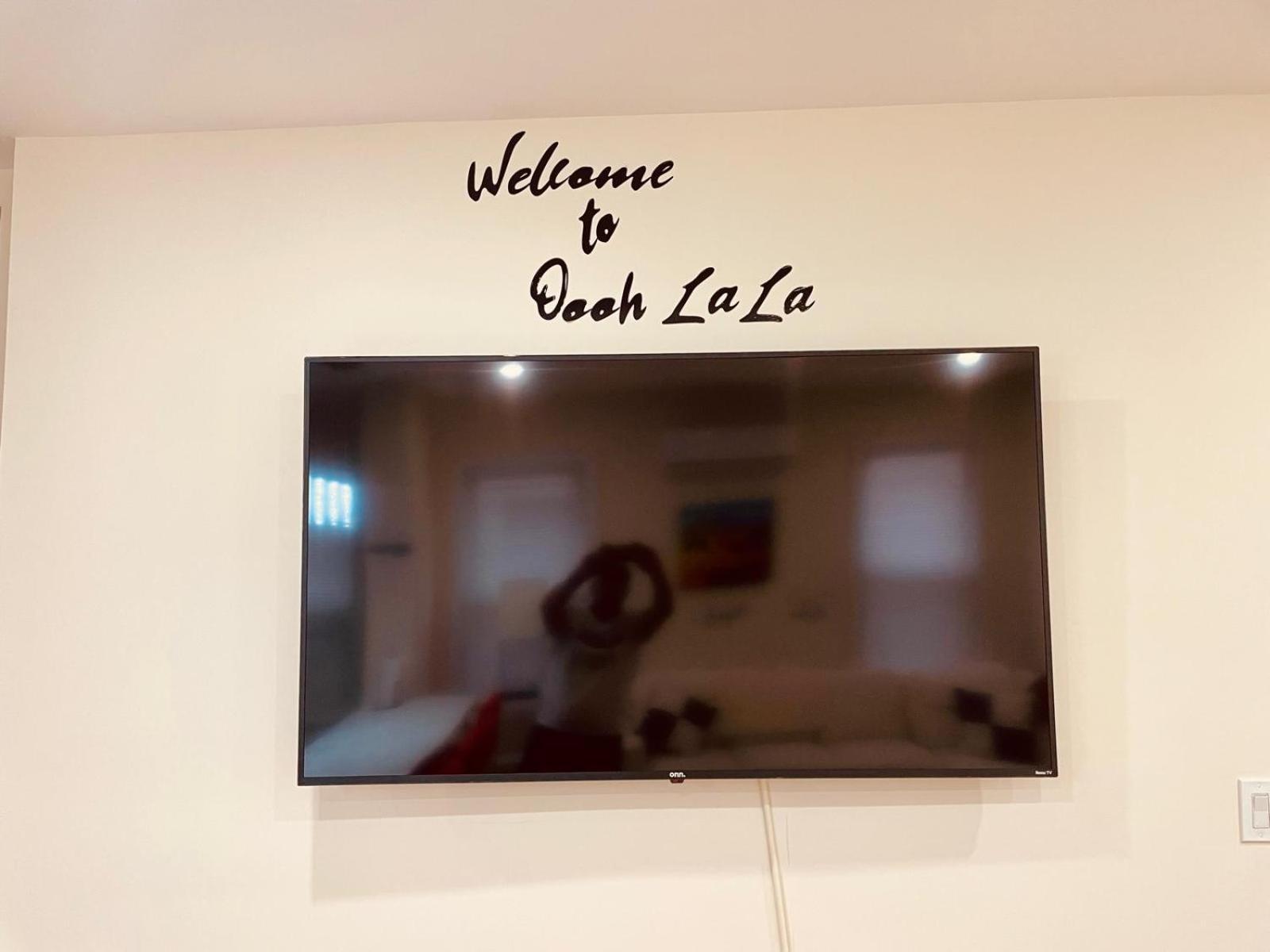 Ferienwohnung Ooohlala! 2 Beds And 2 Full Baths W/Free Parking Newark Exterior foto
